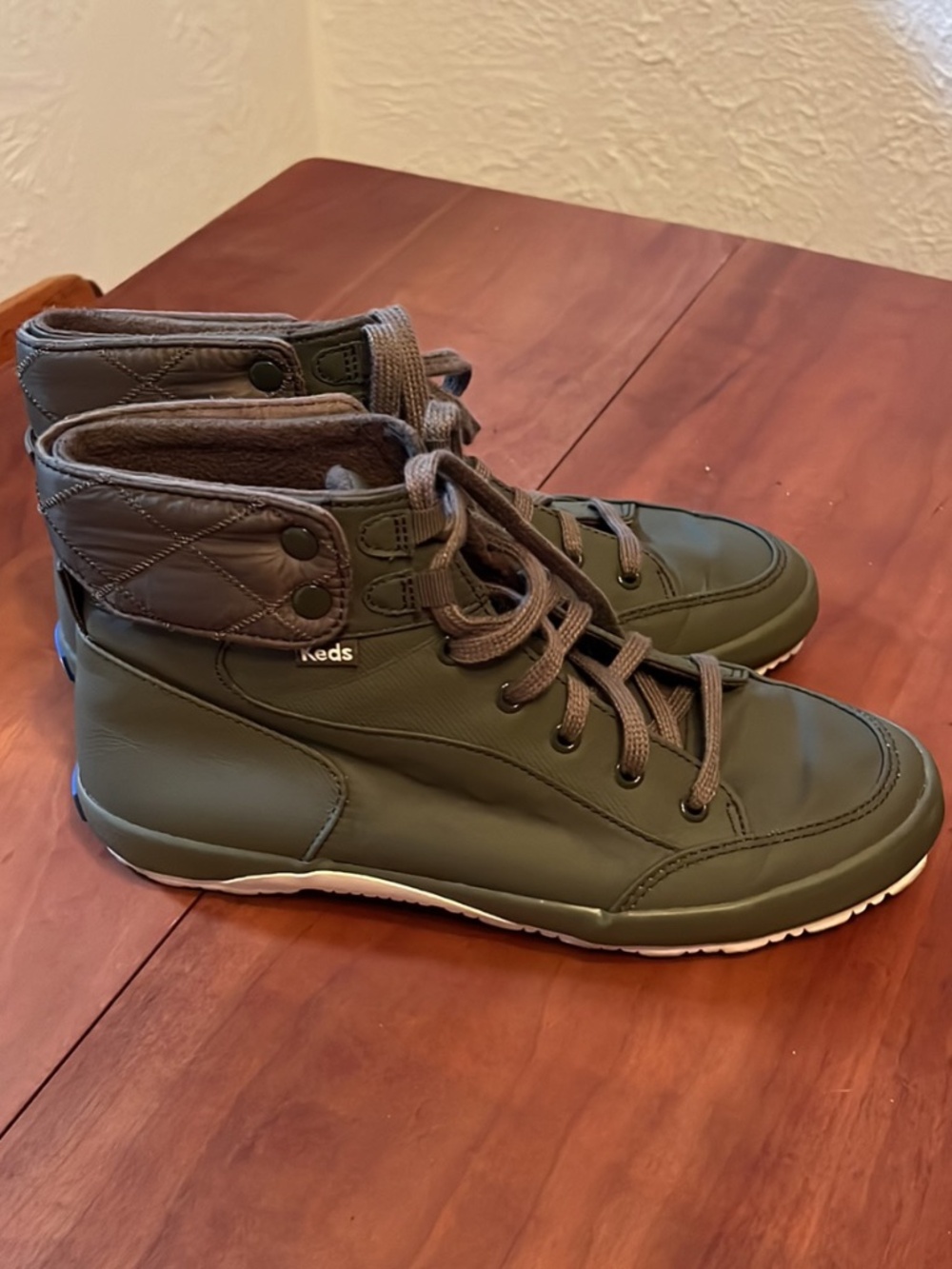 Keds Green Hightop Sneakers size 7.5 Women’s